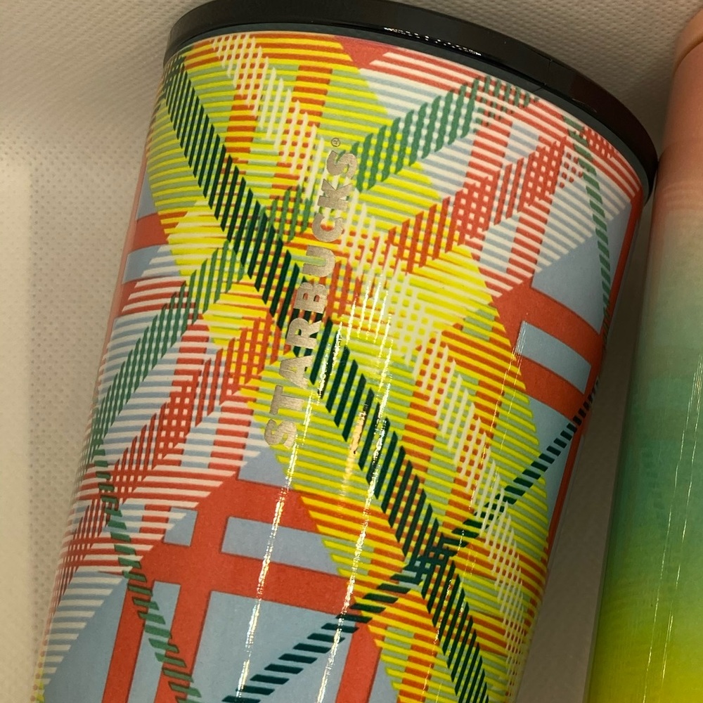 Plaid cold cup